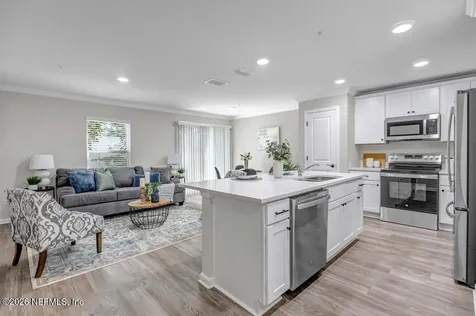 1516 Yelford Circle Jacksonville FL 32218