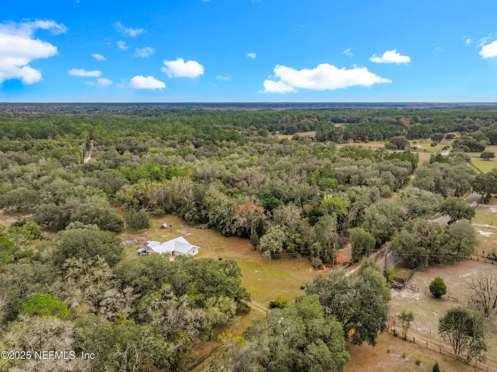22695 NE 130th Court Road Fort Mccoy FL 32134