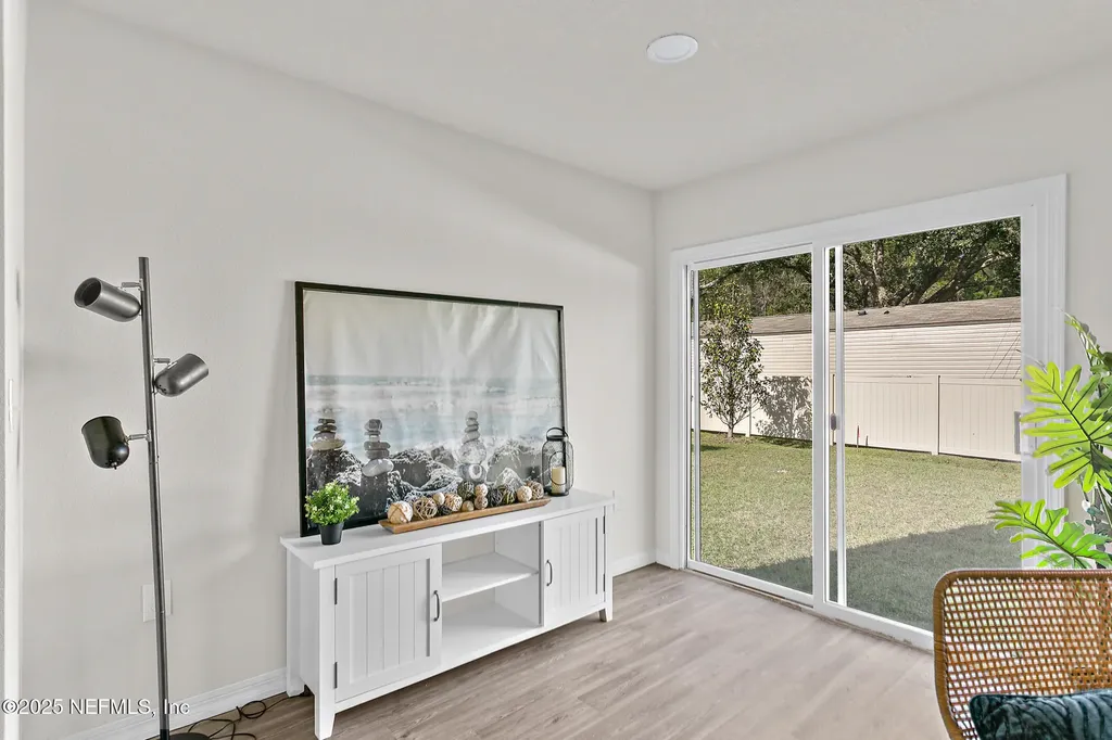 1510 Yelford Circle Jacksonville FL 32218