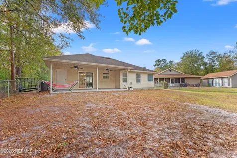 482 N 3rd Street Macclenny FL 32063