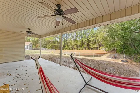 482 N 3rd Street Macclenny FL 32063