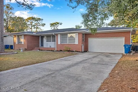 8559 Lamanto Avenue N Jacksonville FL 32211