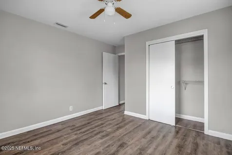 8559 Lamanto Avenue N Jacksonville FL 32211