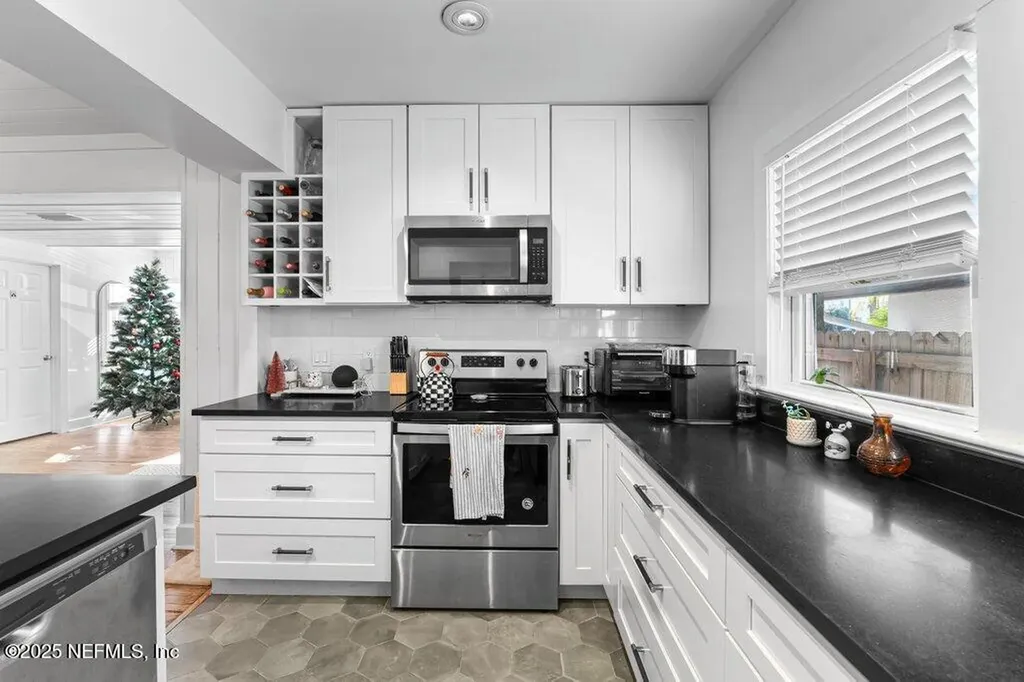 123 18th Avenue N Jacksonville Beach FL 32250
