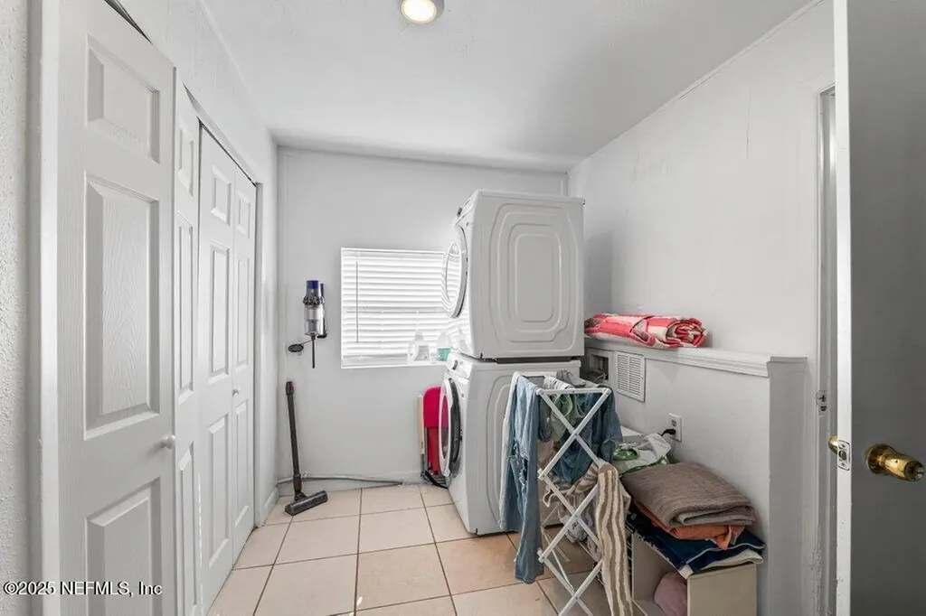 123 18th Avenue N Jacksonville Beach FL 32250