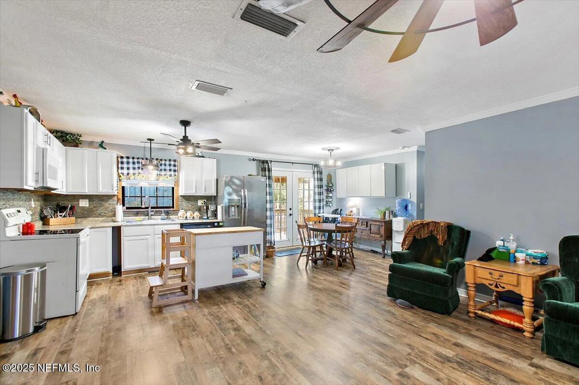 45077 Clemmons Road Callahan FL 32011