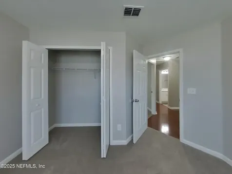 838 Poydras Lane W Jacksonville FL 32218
