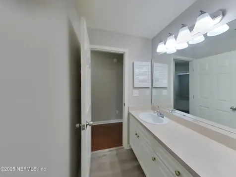 838 Poydras Lane W Jacksonville FL 32218