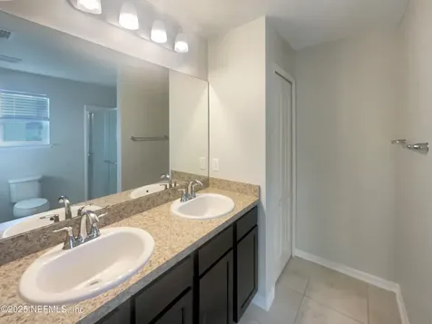 10560 Maidstone Cove Drive Jacksonville FL 32218