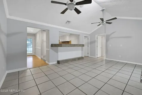3452 N Ride Court Jacksonville FL 32223