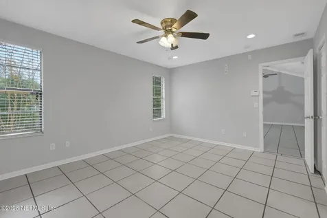 3452 N Ride Court Jacksonville FL 32223