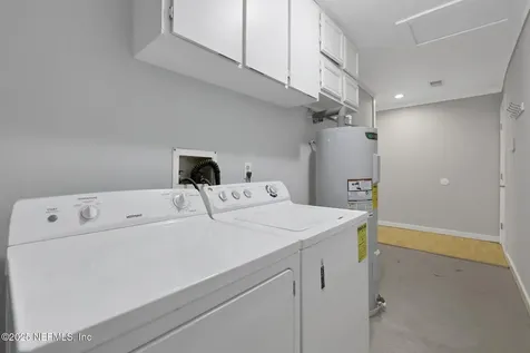 3452 N Ride Court Jacksonville FL 32223