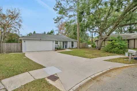 3452 N Ride Court Jacksonville FL 32223
