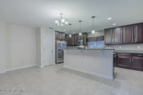 2143 Chandlers Walk Lane Jacksonville FL 32246
