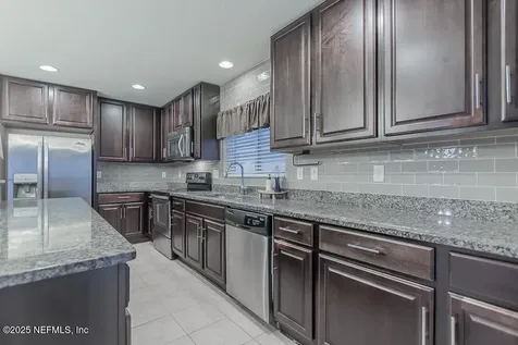 2143 Chandlers Walk Lane Jacksonville FL 32246