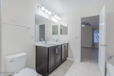 2143 Chandlers Walk Lane Jacksonville FL 32246