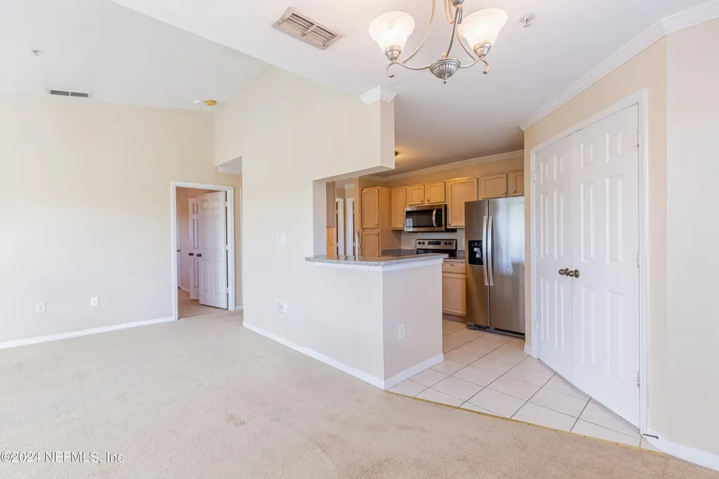 7800 Point Meadows Drive Jacksonville FL 32256