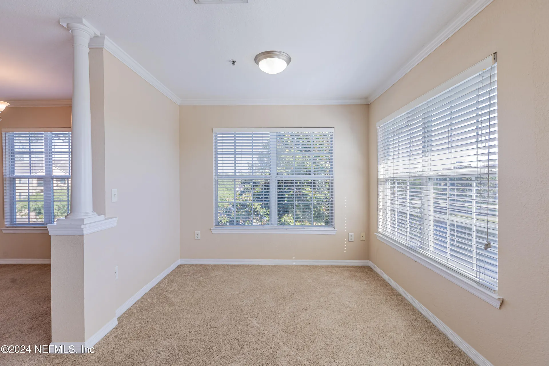 7800 Point Meadows Drive Jacksonville FL 32256