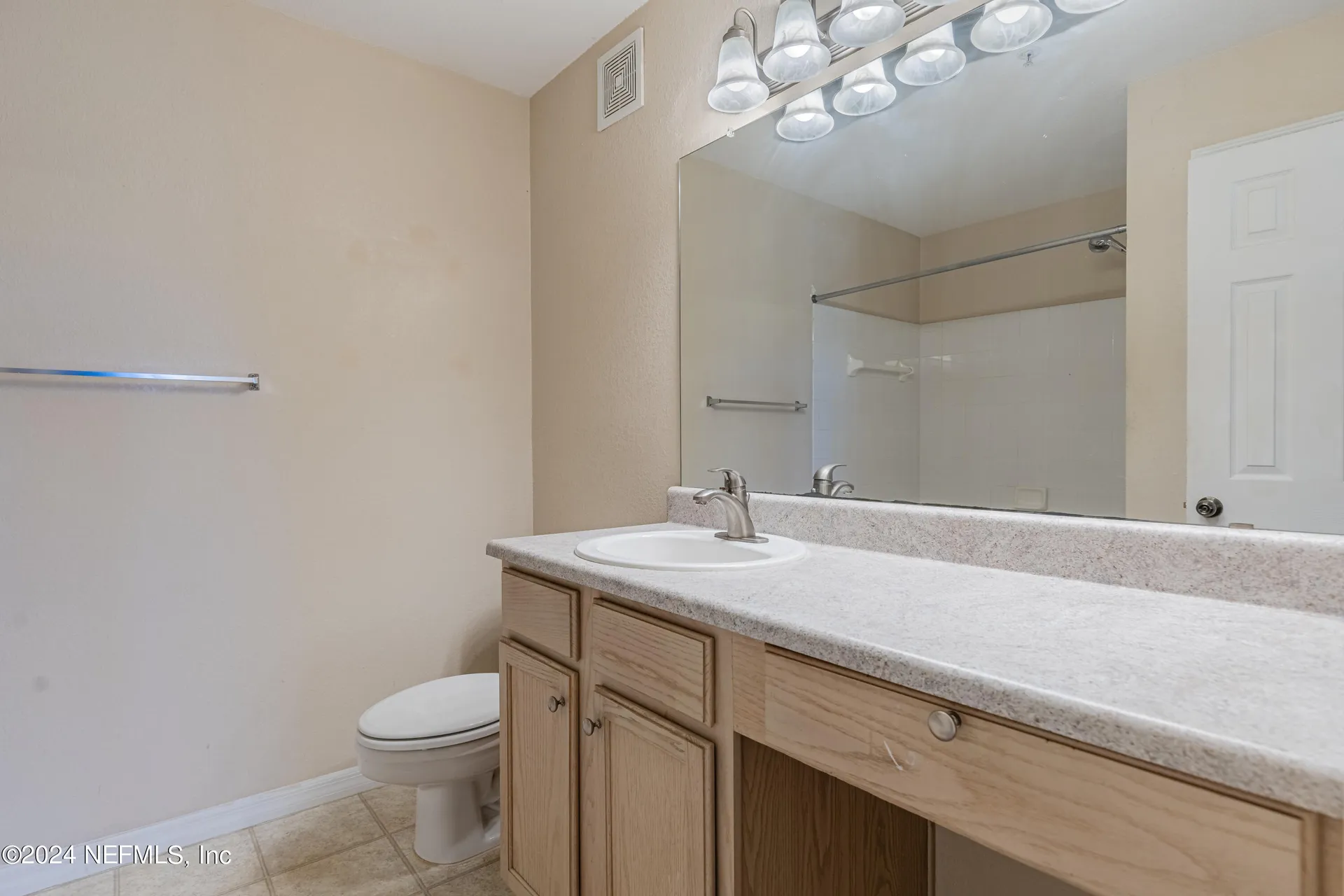 7800 Point Meadows Drive Jacksonville FL 32256