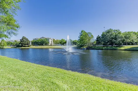 7800 Point Meadows Drive Jacksonville FL 32256