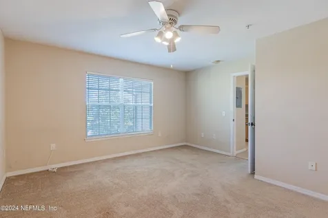 7800 Point Meadows Drive Jacksonville FL 32256