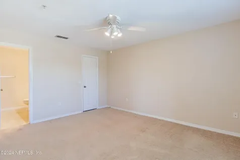 7800 Point Meadows Drive Jacksonville FL 32256