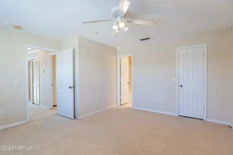 7800 Point Meadows Drive Jacksonville FL 32256