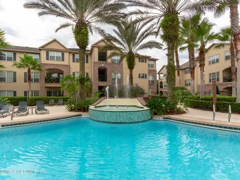 7800 Point Meadows Drive Jacksonville FL 32256