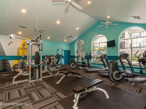 7800 Point Meadows Drive Jacksonville FL 32256