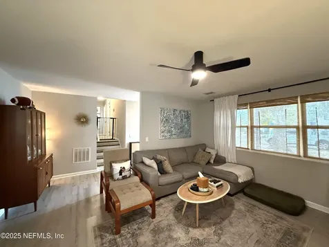 1272 Arlingwood Avenue Jacksonville FL 32211