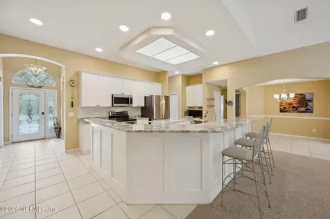 8016 Wandering Deer Court Jacksonville FL 32256