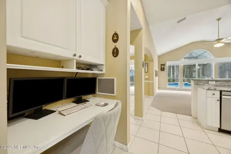 8016 Wandering Deer Court Jacksonville FL 32256