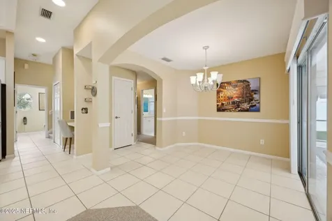 8016 Wandering Deer Court Jacksonville FL 32256