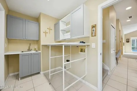 8016 Wandering Deer Court Jacksonville FL 32256