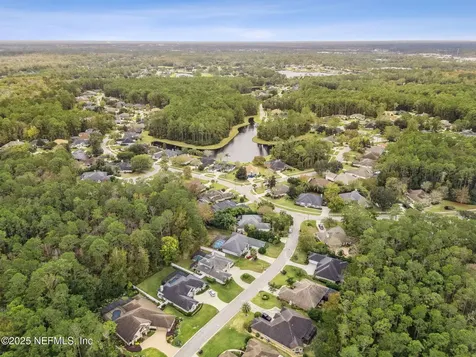 8016 Wandering Deer Court Jacksonville FL 32256