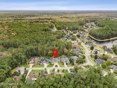 8016 Wandering Deer Court Jacksonville FL 32256