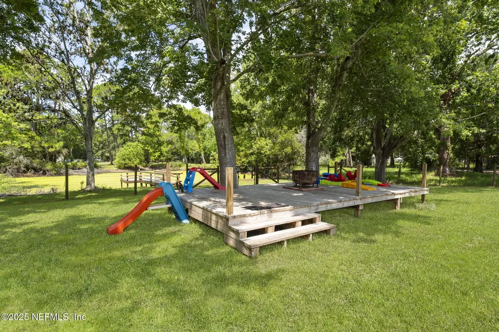 95060 Holmberg Lane Fernandina Beach FL 32034