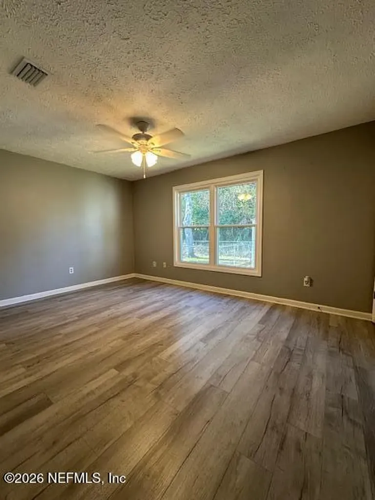 45025 Mahoney Street Callahan FL 32011