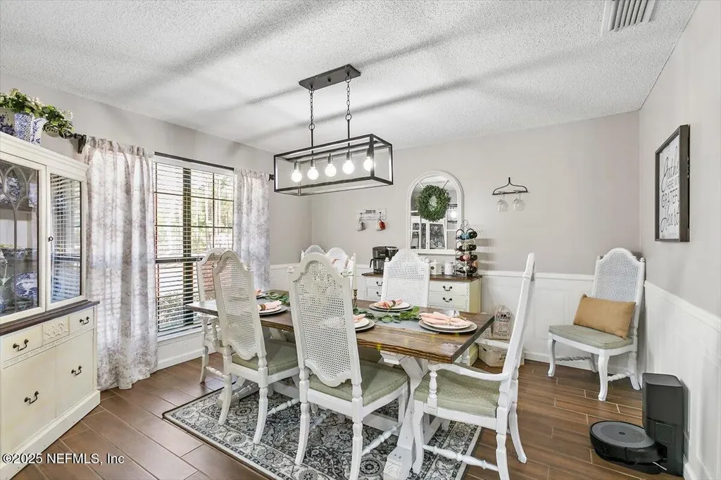 7703 E Yellow Pine Circle Glen St. Mary FL 32040