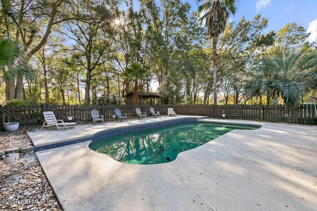 7703 E Yellow Pine Circle Glen St. Mary FL 32040