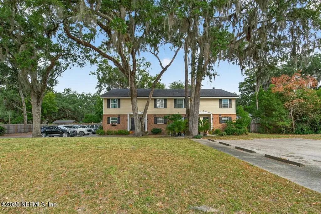 4519 Columbus Circle Jacksonville FL 32210