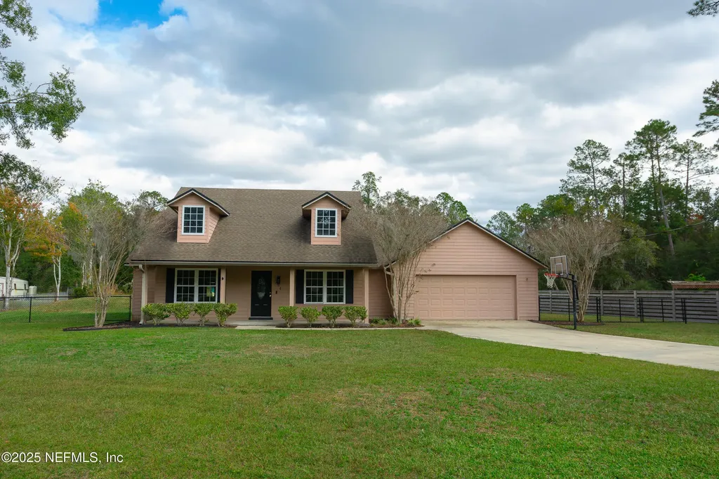 194 Horseman Club Road Palatka FL 32177