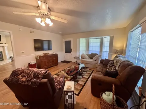 15813 Butch Baine Drive Jacksonville FL 32218