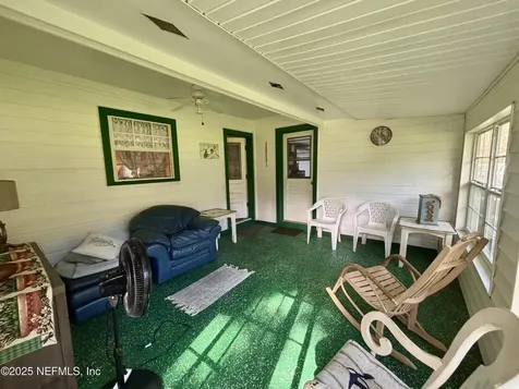15813 Butch Baine Drive Jacksonville FL 32218