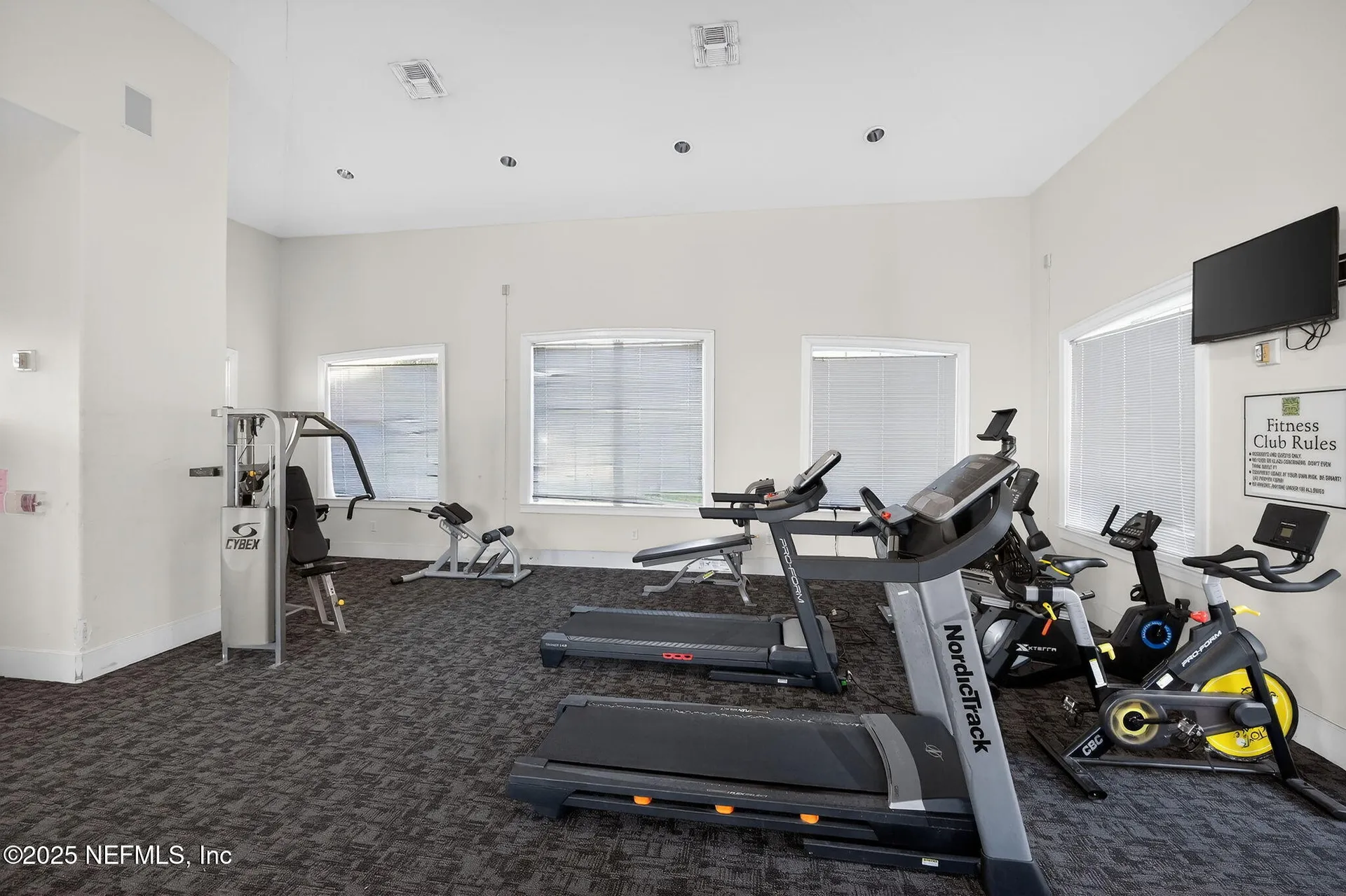 8290 Gate Parkway Jacksonville FL 32216