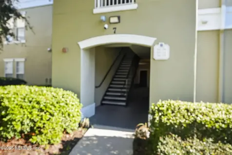 8290 Gate Parkway Jacksonville FL 32216