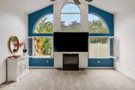 246 Edgewater Branch Drive St. Johns FL 32259