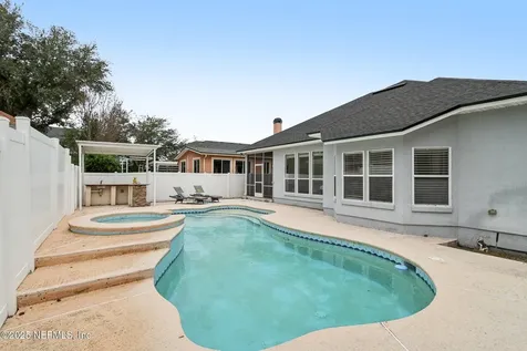 10008 Sifton Court Jacksonville FL 32246