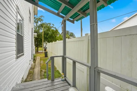 135 E 17th Street Jacksonville FL 32206