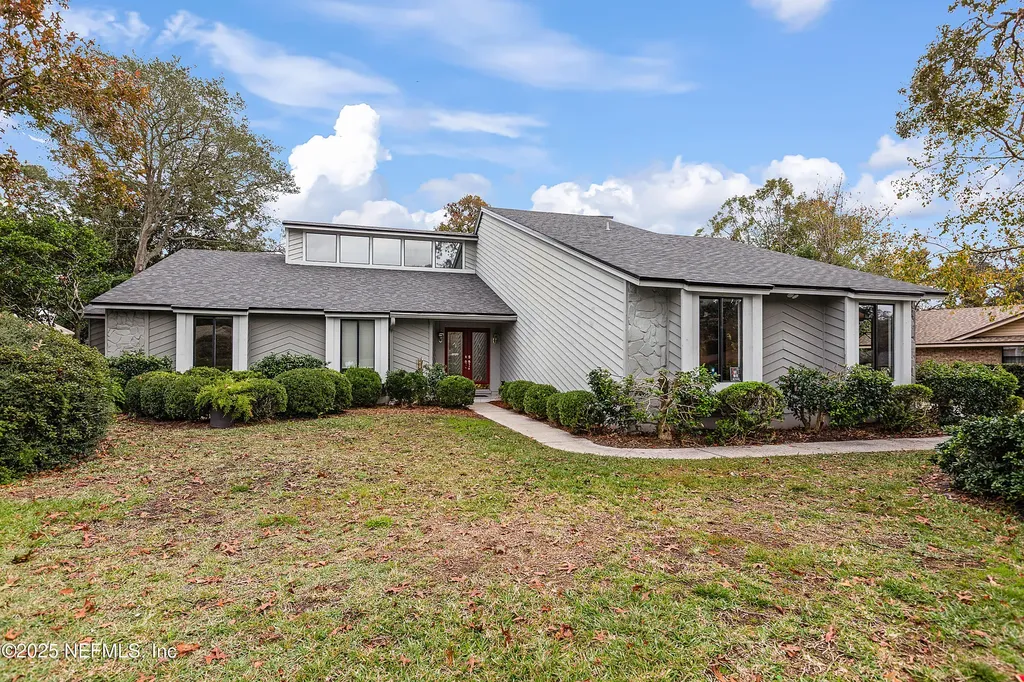 1951 Raley Creek Drive W Jacksonville FL 32225